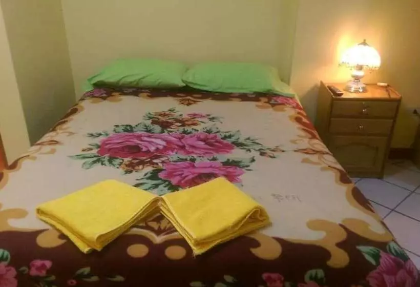 ベッドアンドブレックファースト Casa Tusty