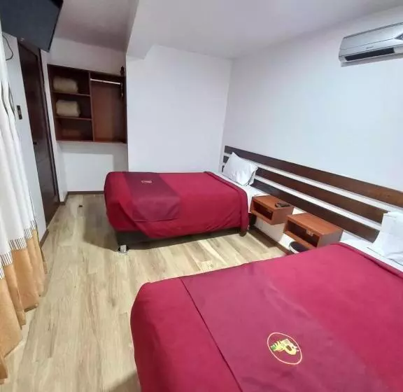 تختخواب و صبحانه Pukantu Hostal