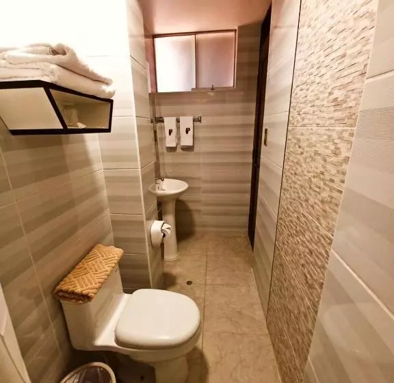 تختخواب و صبحانه Pukantu Hostal