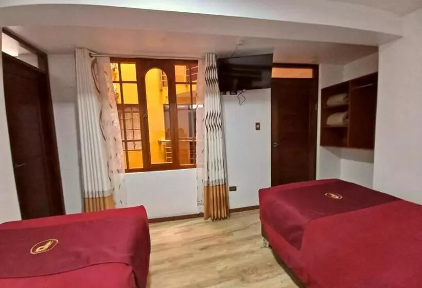 تختخواب و صبحانه Pukantu Hostal
