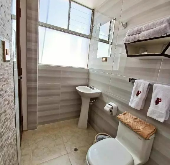 تختخواب و صبحانه Pukantu Hostal