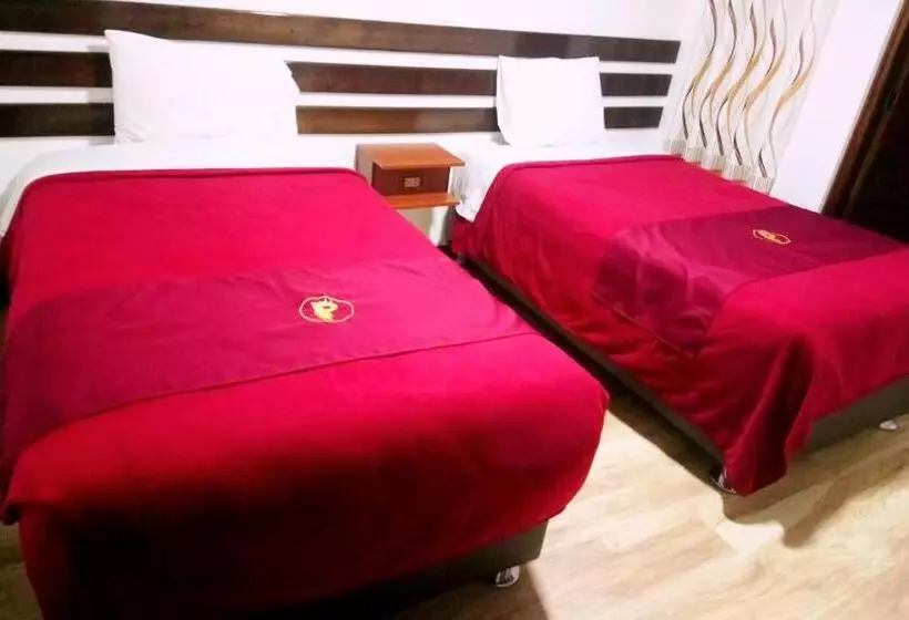 تختخواب و صبحانه Pukantu Hostal
