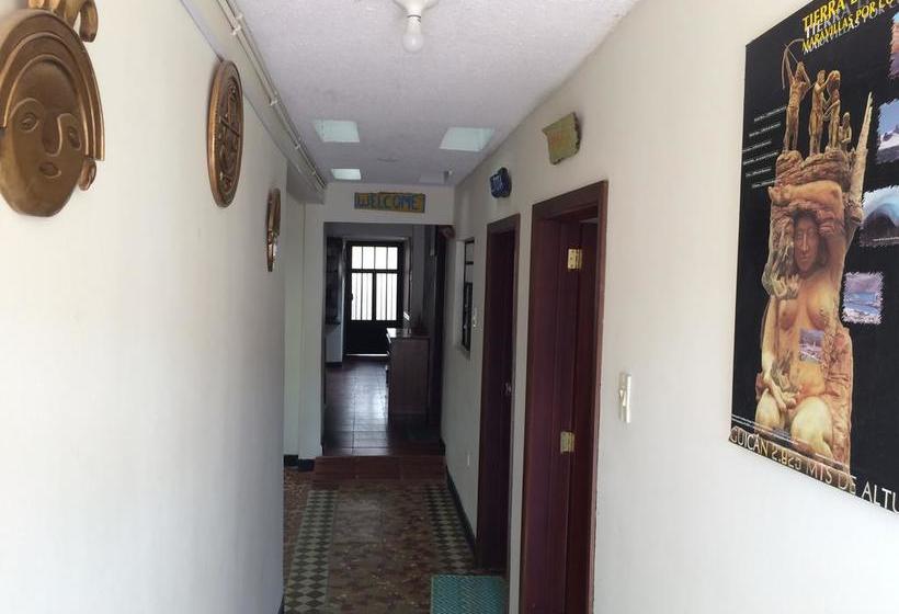 ユースホステル Hostal Guaque
