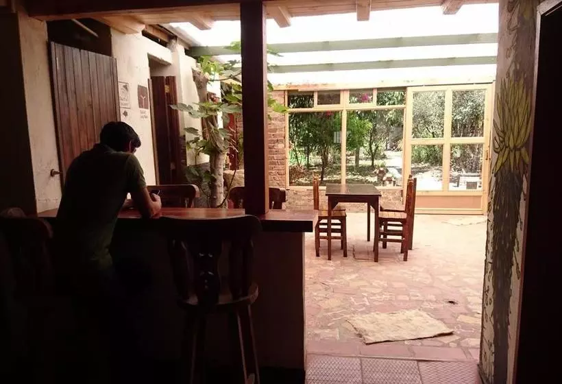 ユースホステル Hostal Guaque