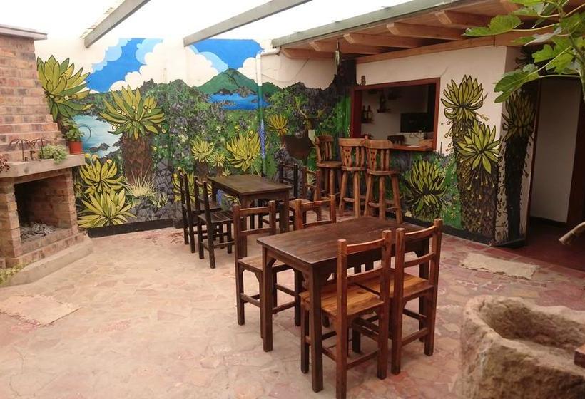 ユースホステル Hostal Guaque