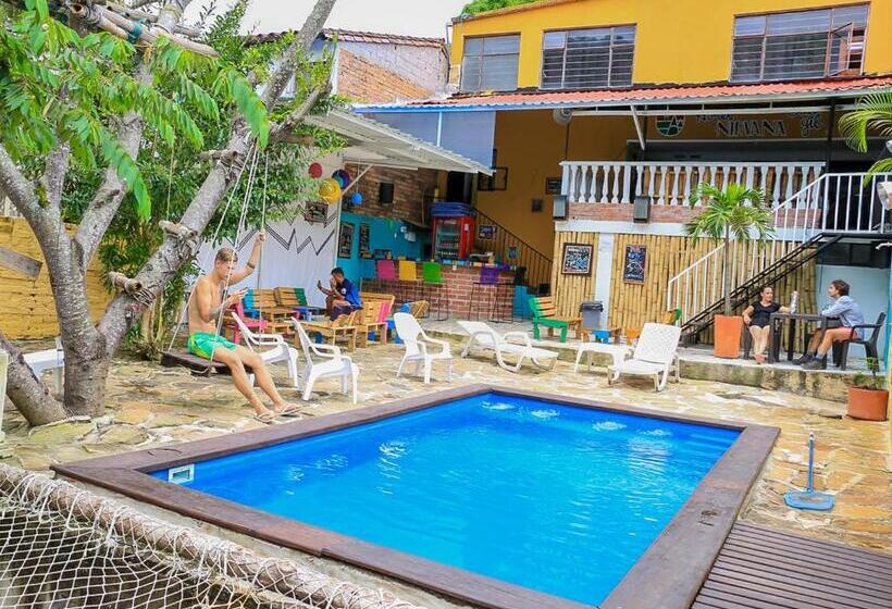 Hostel Nirvana San Gil