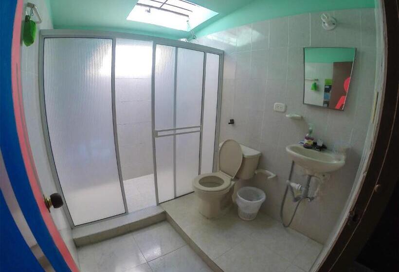 Hostel Nirvana San Gil