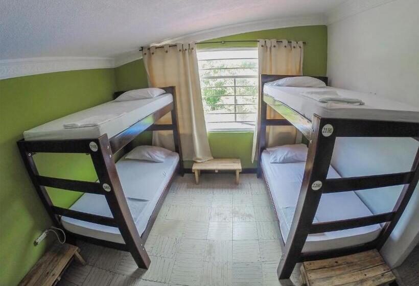 Hostel Nirvana San Gil