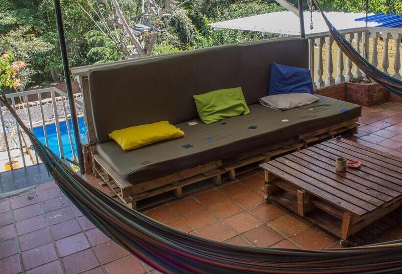 Hostel Nirvana San Gil