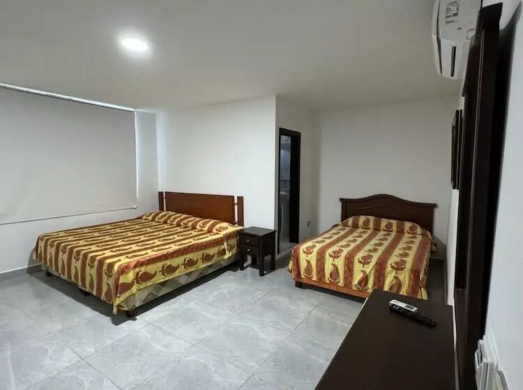 Hotelli Cinera