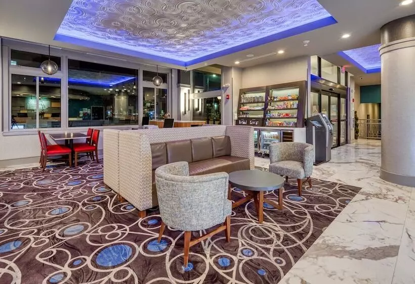 ホテル Holiday Inn Express   Kansas City Downtown, An Ihg