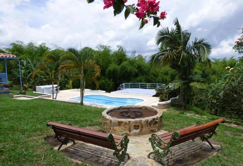 هتل Boutique  Campestre  Brugmansia  Finca