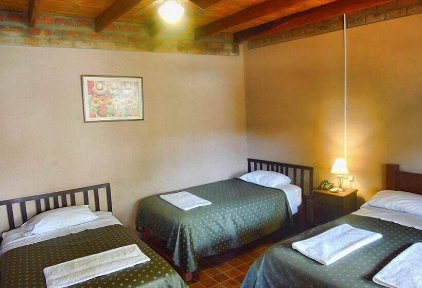 Hotelli La Posada De Don Hono