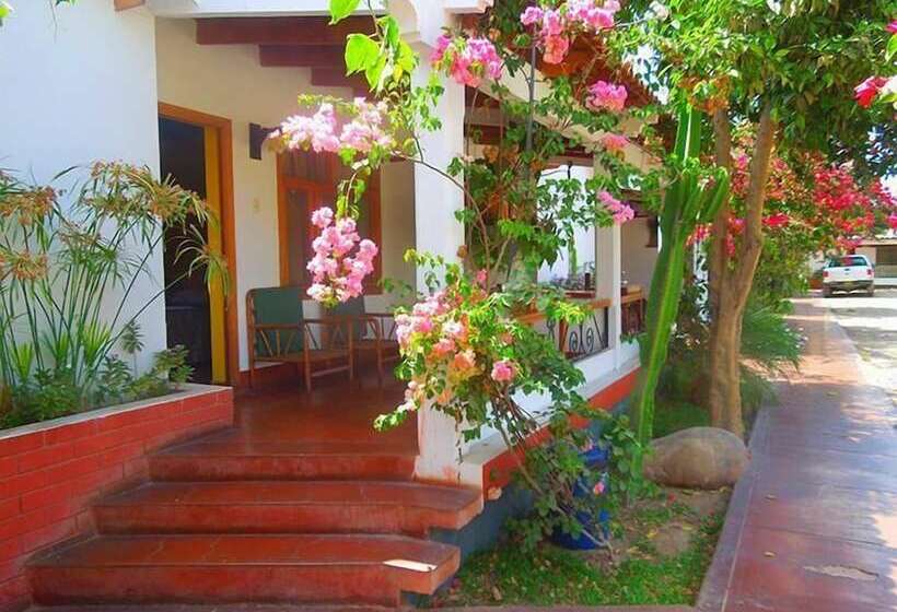 Hotelli La Posada De Don Hono