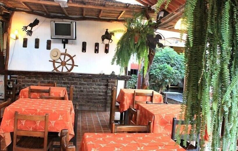 Hotelli La Posada De Don Hono