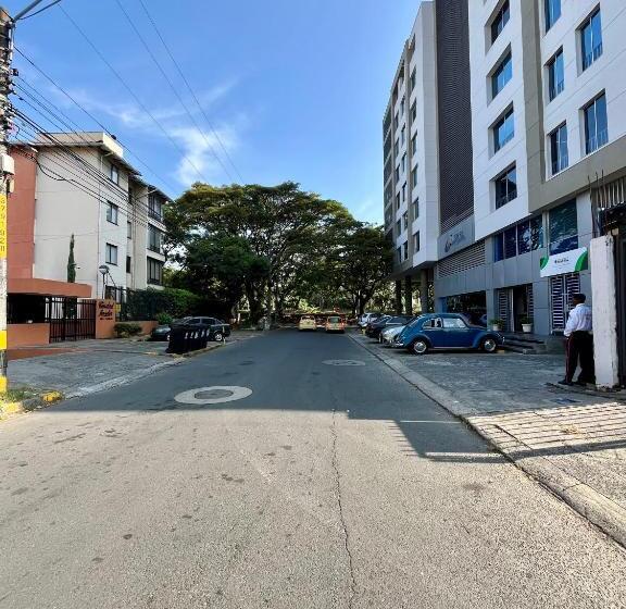 ホテル San Laurent