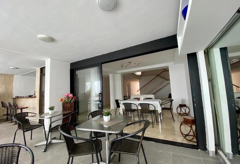 ホテル San Laurent