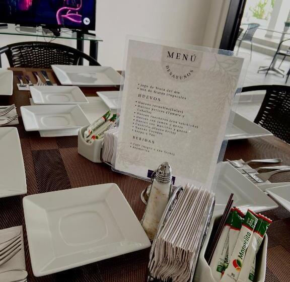 ホテル San Laurent