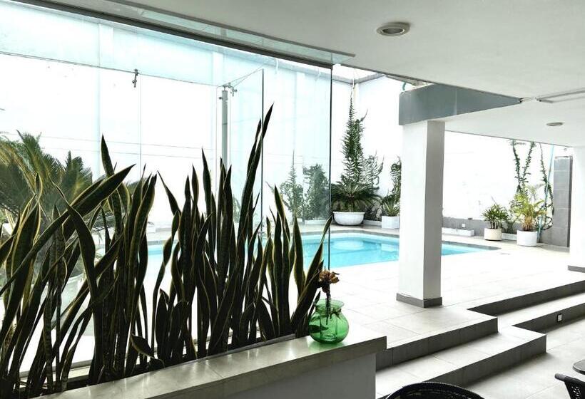 ホテル San Laurent