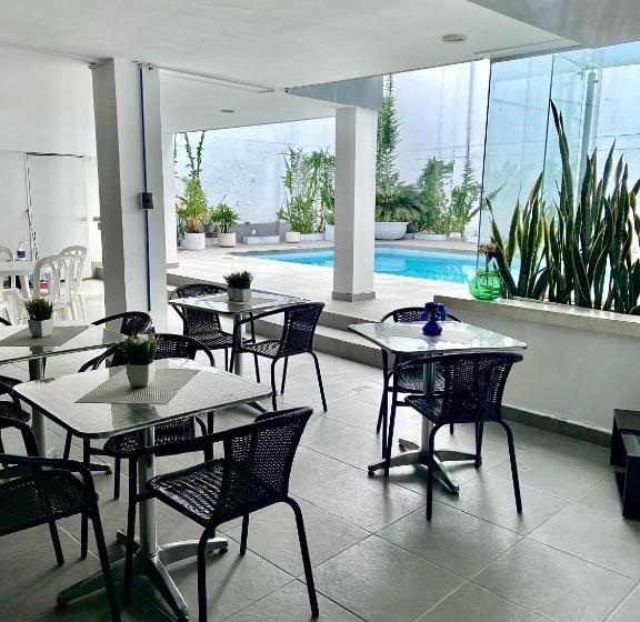 ホテル San Laurent