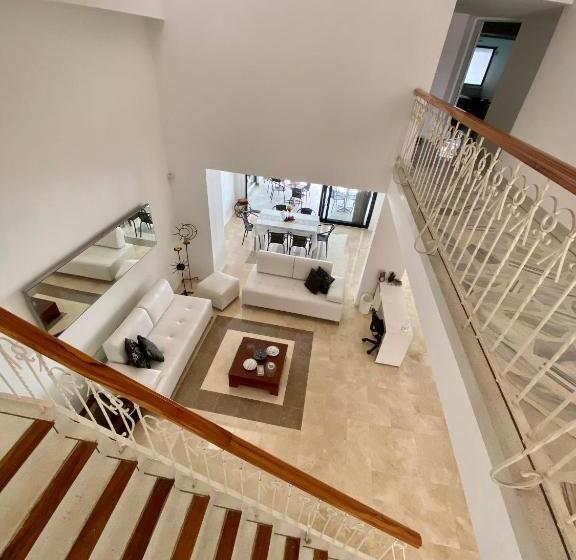 ホテル San Laurent