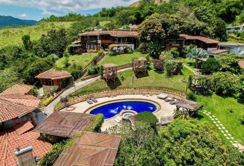 هتل Spa La Colina