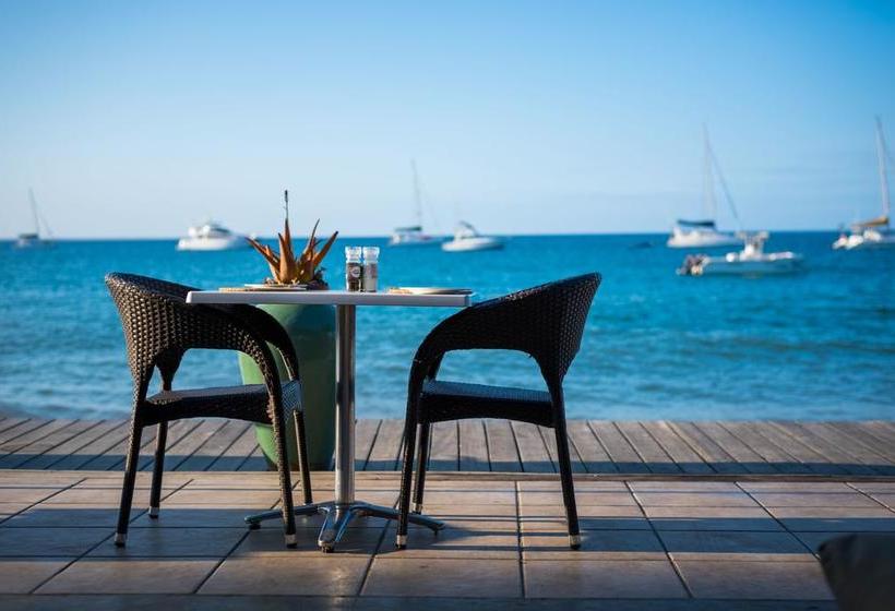 ホテル The Nautilus Pemba