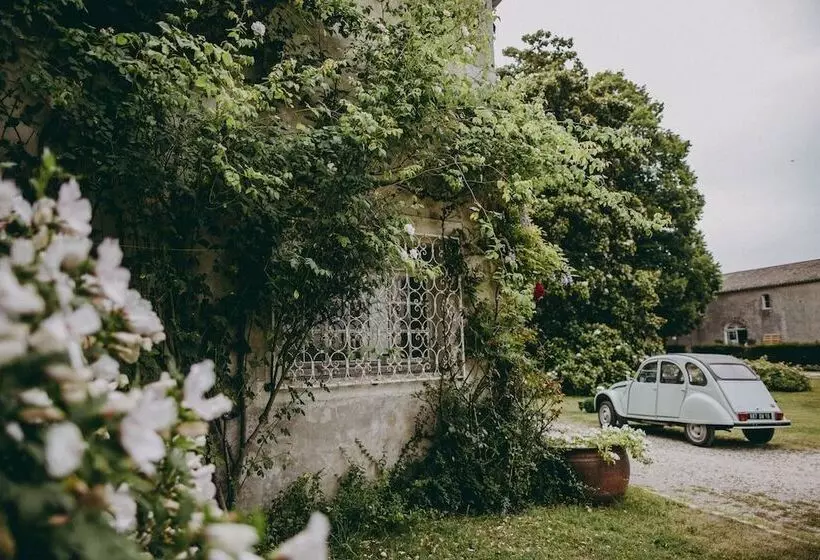 ペンション Chateau De Puyrigaud