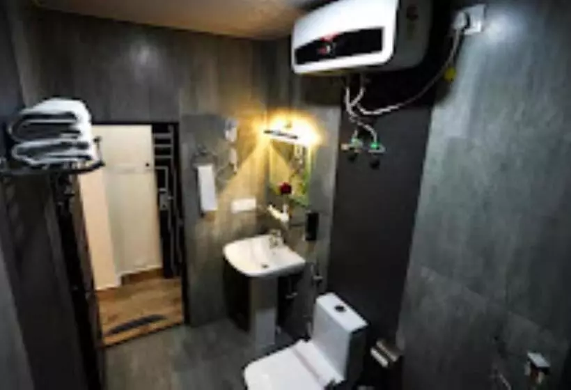 Sevenmirror Hotel , Gangtok