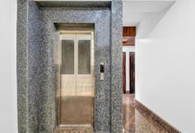 Sevenmirror Hotel , Gangtok