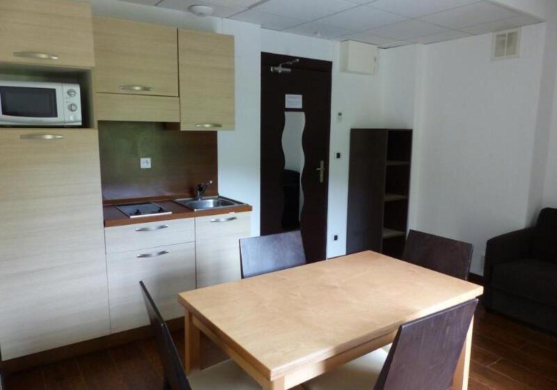 Appart Hotel Castel Emeraude, Charme Et Caractère