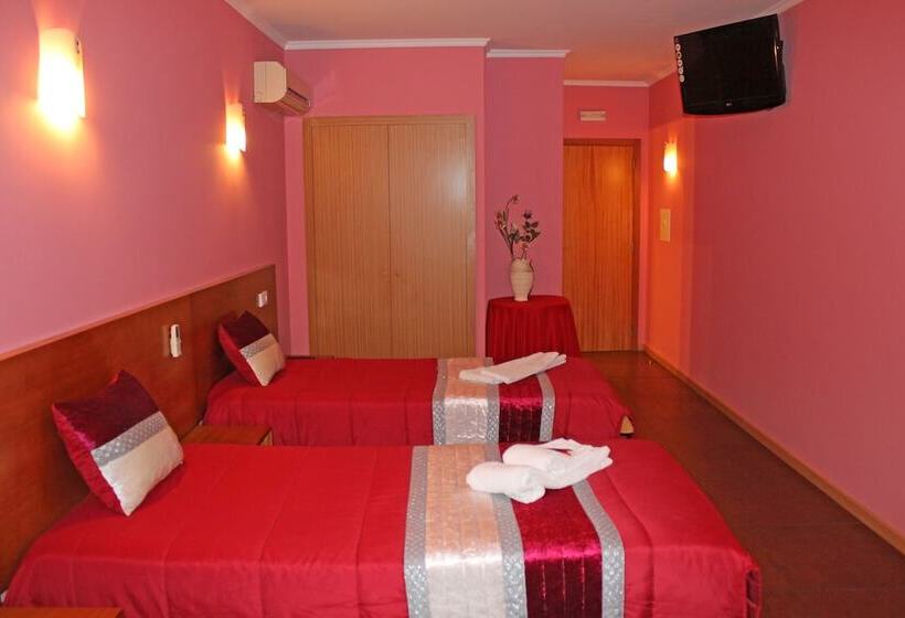 مسافرخانه Monte Carlo Love Porto