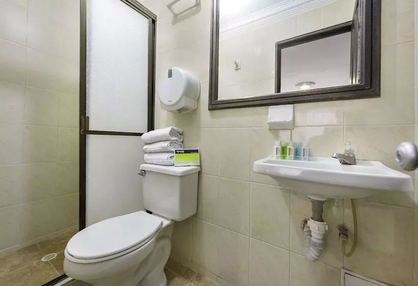 Ayenda 1120 Hotel Comercial
