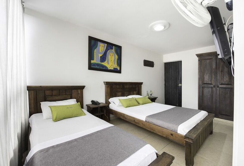 Ayenda 1120 Hotel Comercial