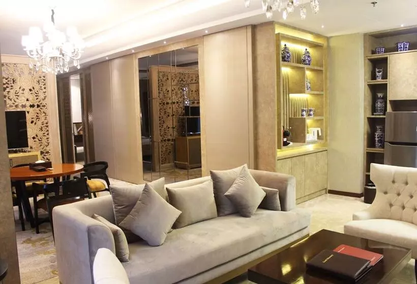 ホテル Wyndham Panbil Batam