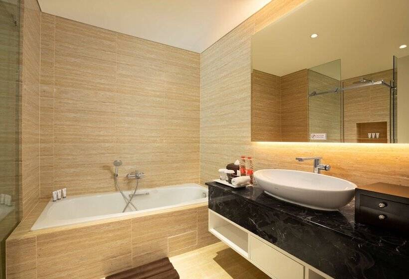 בית מלון כפרי Wyndham Panbil Batam