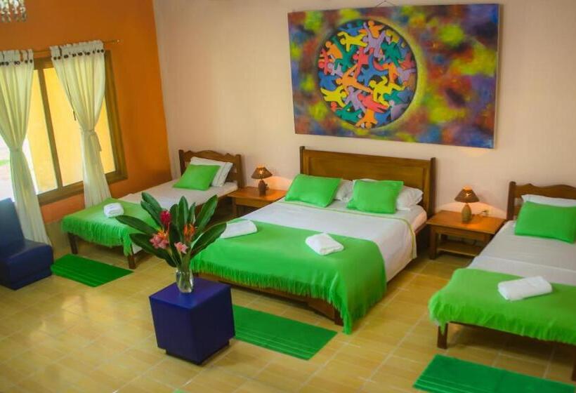 호텔 Cabañas Yakuruna