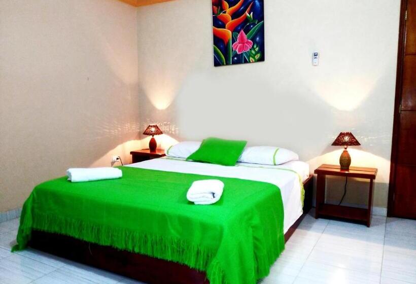 호텔 Cabañas Yakuruna