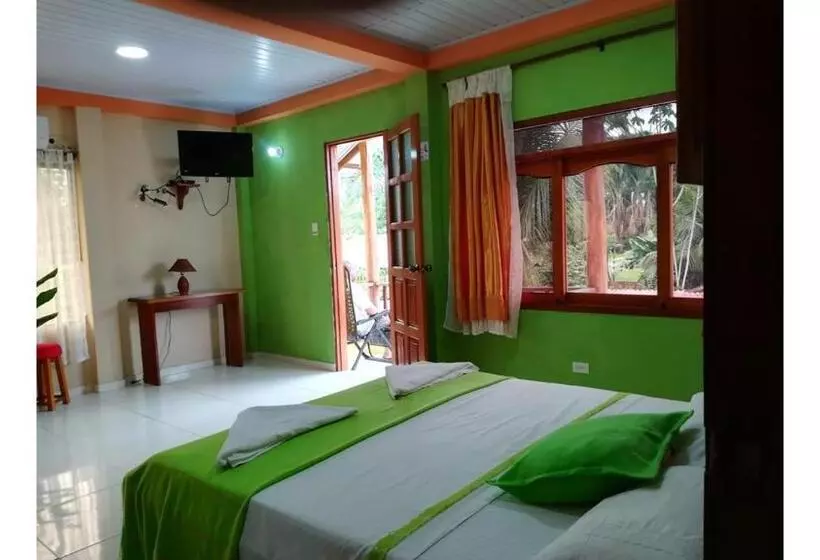 هتل Cabañas Yakuruna