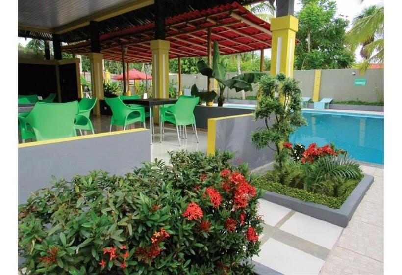 호텔 Cabañas Yakuruna