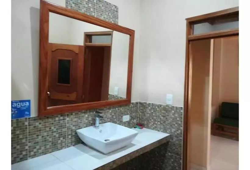 هتل Cabañas Yakuruna