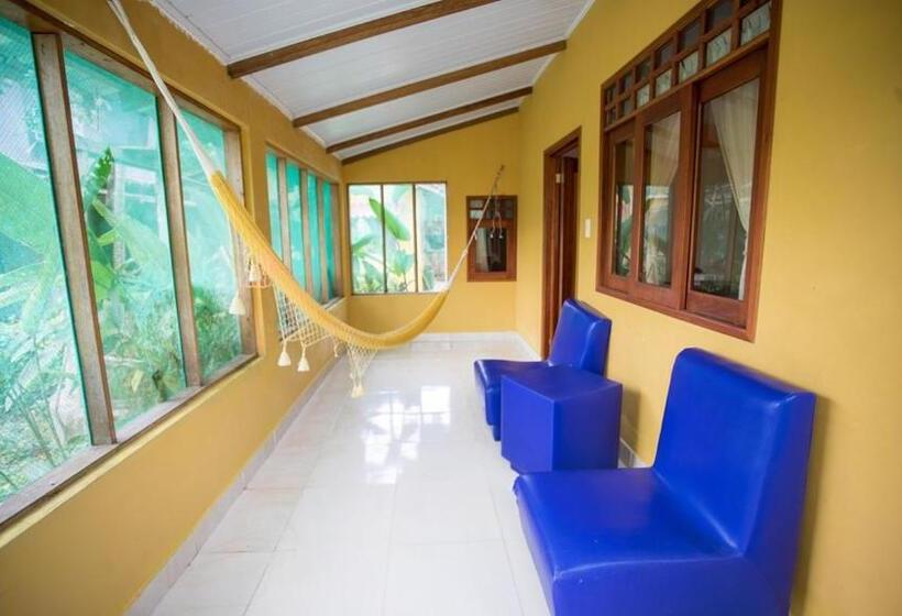 호텔 Cabañas Yakuruna