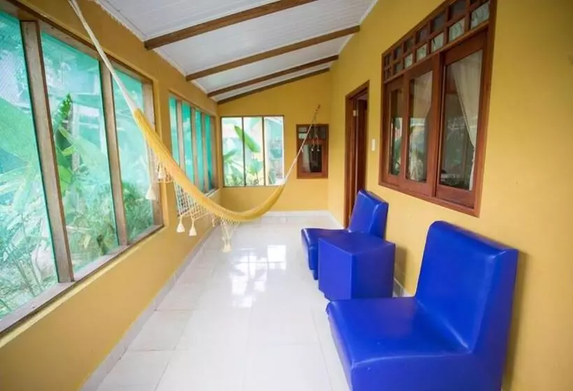 هتل Cabañas Yakuruna