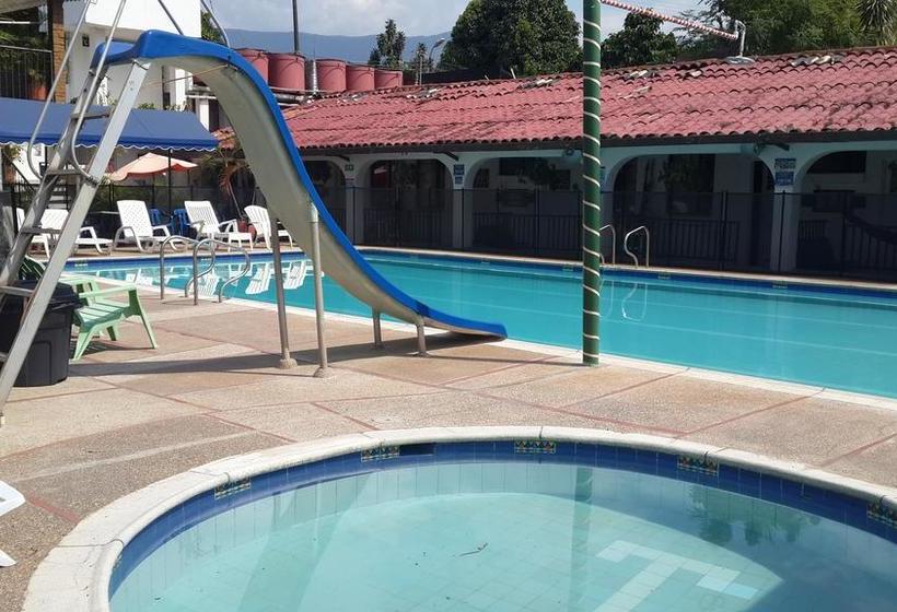 هتل Campestre Sanvalay Inn