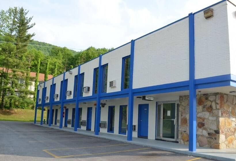 בית מלון כפרי Economy Inn Bluefield