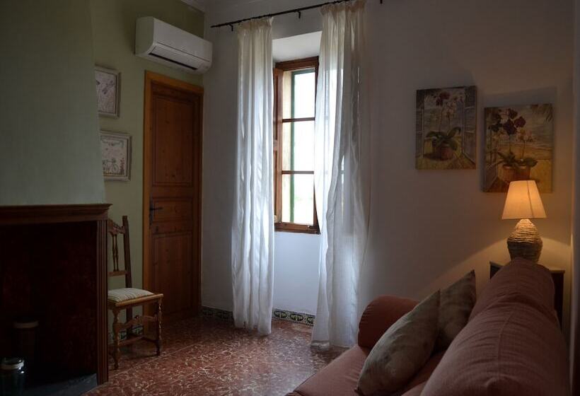 هتل Finca Son Sala