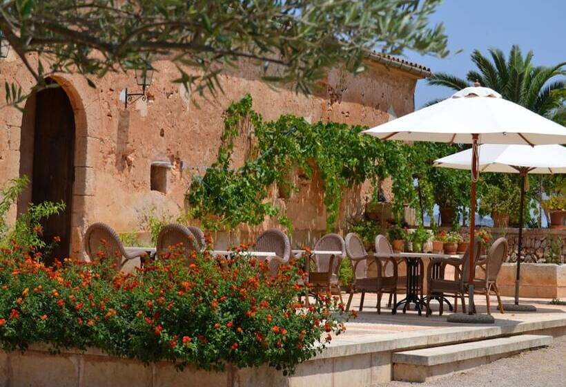هتل Finca Son Sala
