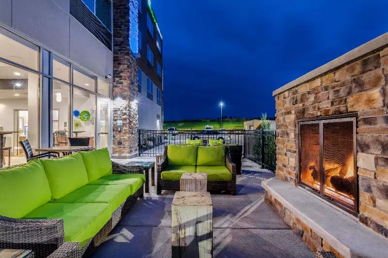 ホテル Holiday Inn Express & Suites   Rice Lake, An Ihg