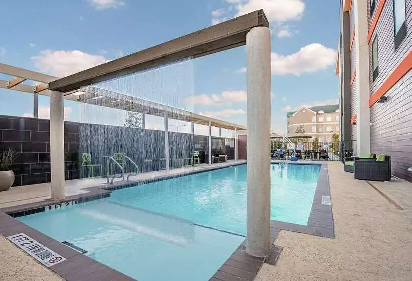 هتل Home2 Suites By Hilton Austin Airport
