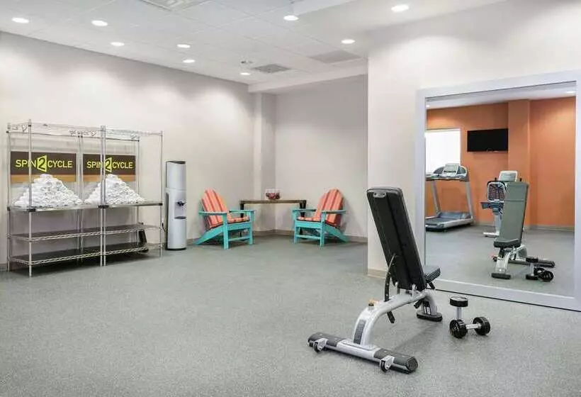 هتل Home2 Suites By Hilton Austin Airport